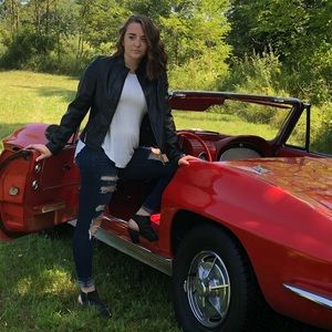 Meet your Posher, Taylor